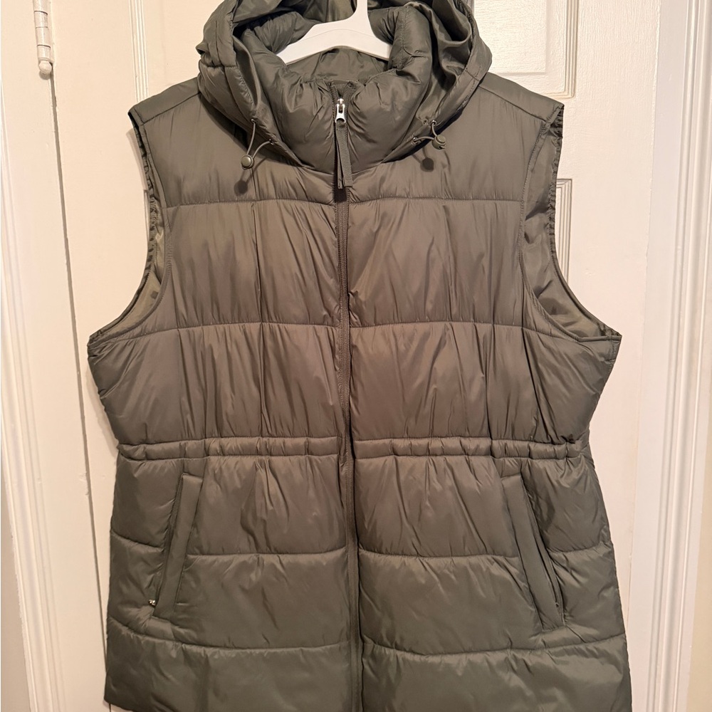 Women's long length Olive Puffer Vest, 2x